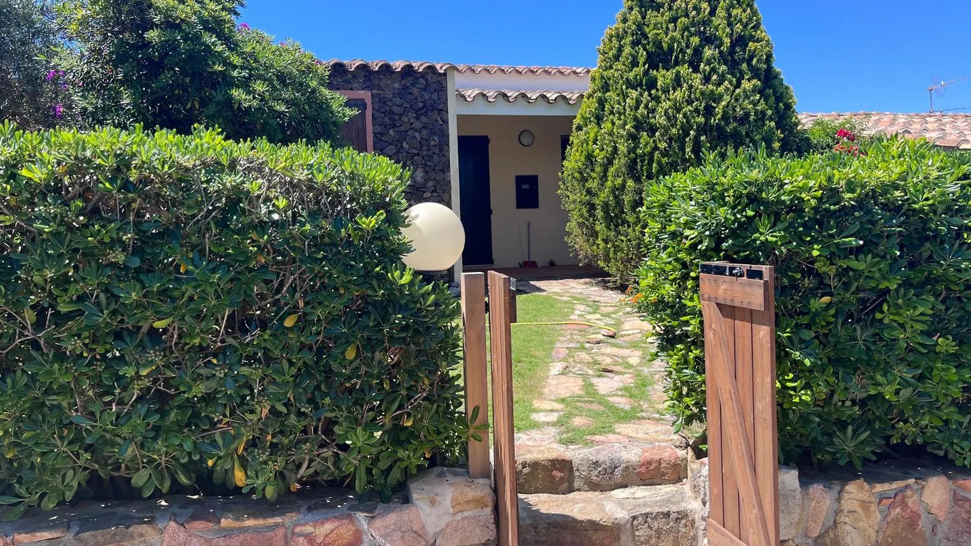 Villetta Marino P By La Via Del Mare Viaggi E Vacanze Villasimius Holiday home